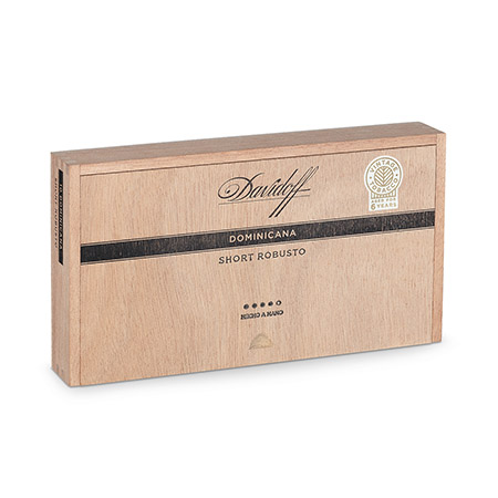 Davidoff Dominicana Short Robusto